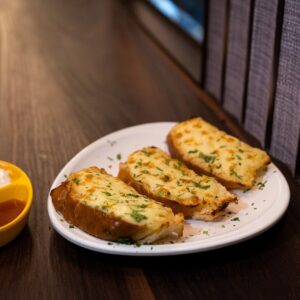 GARLIC BREAD